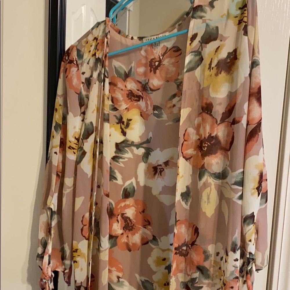 Sheer cardigan in pink